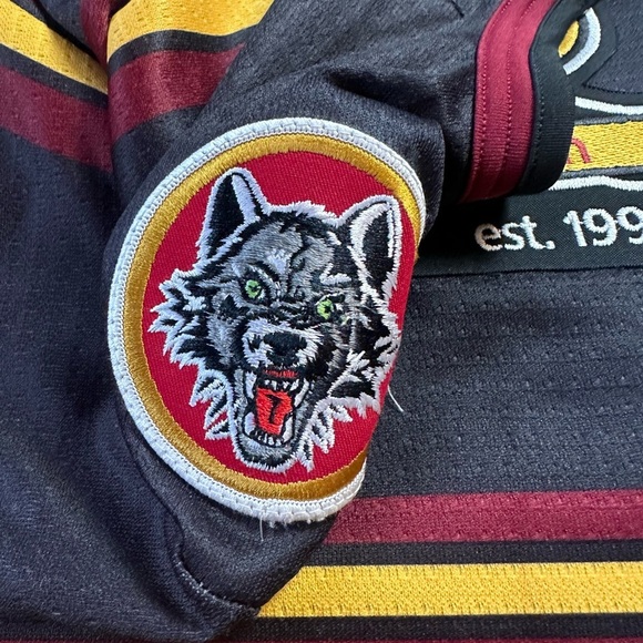 Vintage Chicago Wolves 10th Anniversary Hockey Jersey Medium - Picture 5 of 9